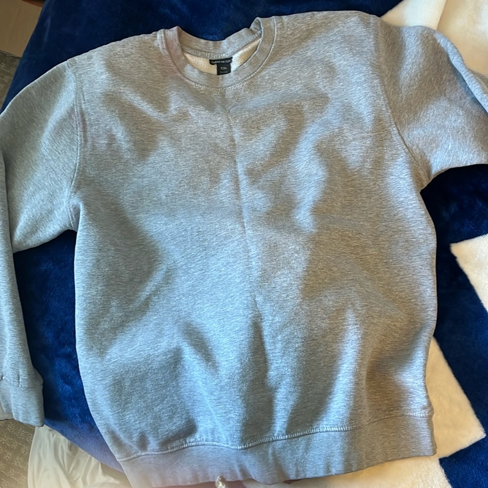 American fusion crewneck